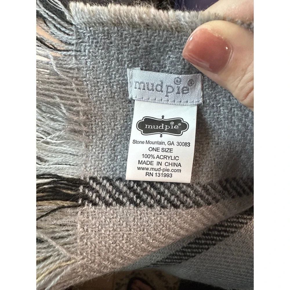 Mud Pie Plaid Scarf Wrap Shawl‎ One Size Acrylic Beige Black White Tan